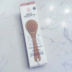Daily Facial Dry Brush